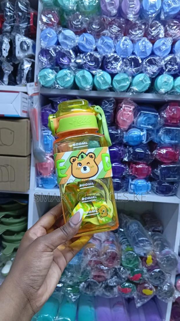 *Cute Baby Square Bottle*

Capacity 600ml - thumbnail 4