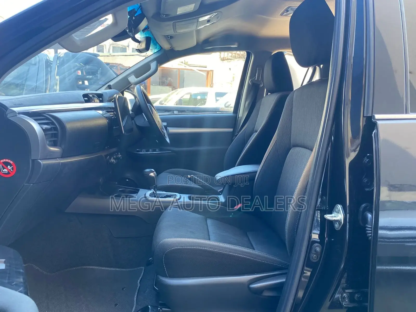 Toyota Hilux 2020 Black