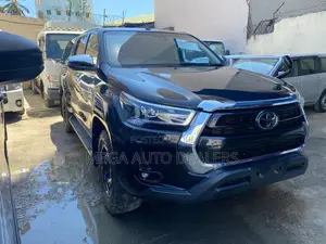 Toyota Hilux 2020 Black