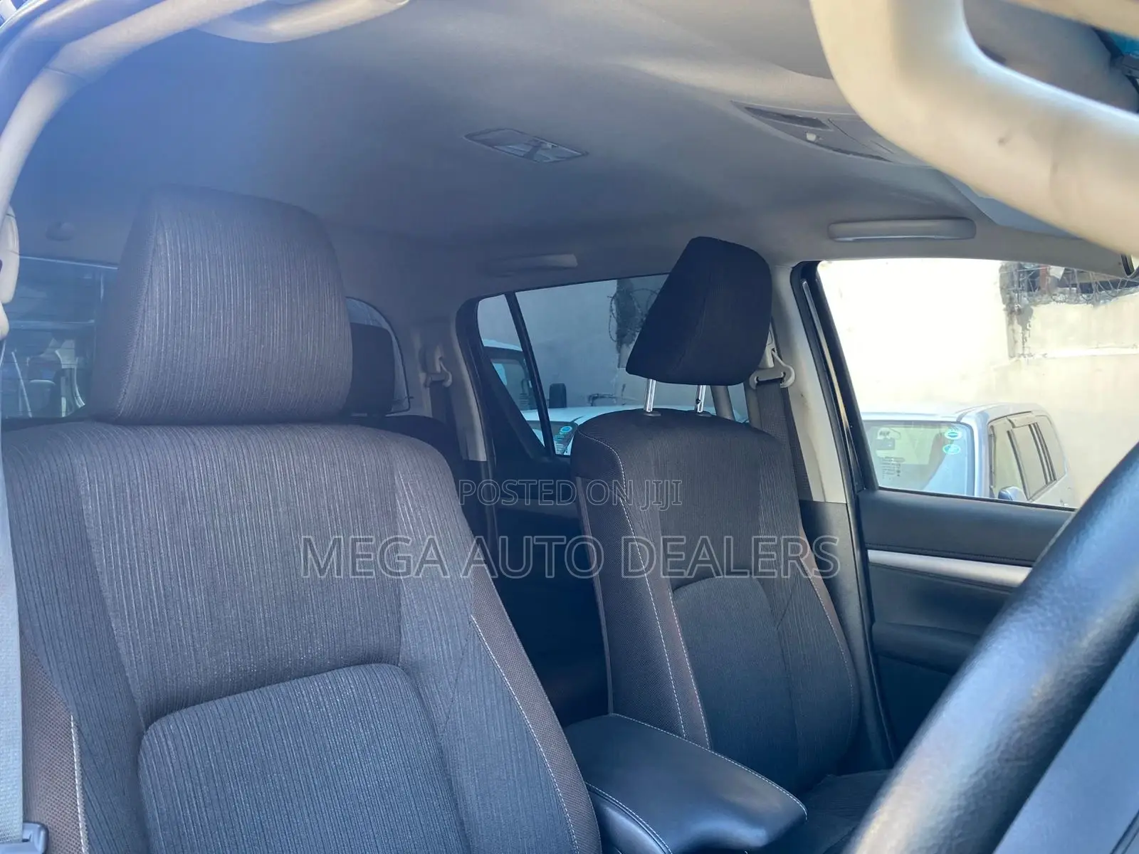 Toyota Hilux 2020 Black