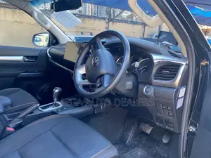 Toyota Hilux 2020 Black