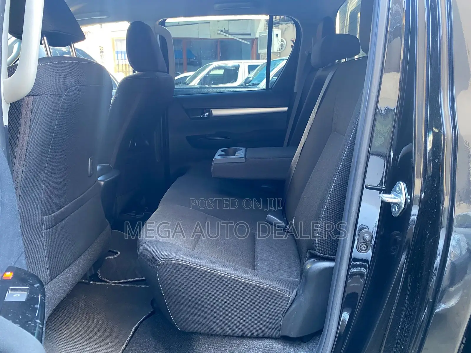 Toyota Hilux 2020 Black