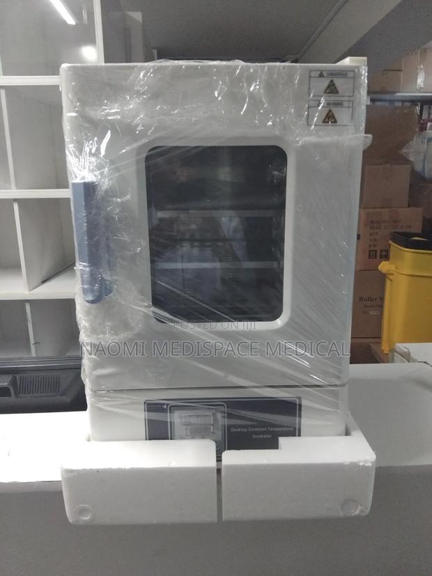 Lab Incubator 20l/Laboratory Incubator - main view