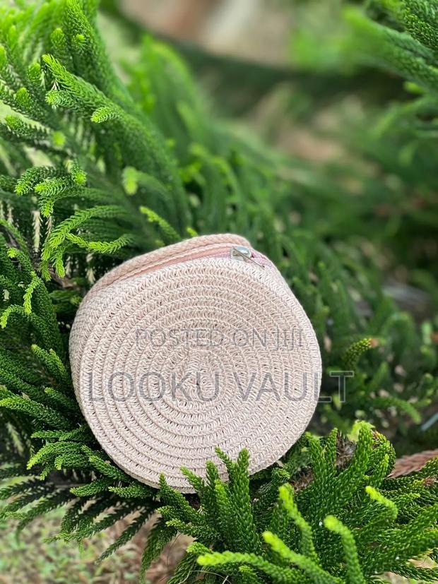 Strap/Sling/Boho/Beach Round Straw Bags - thumbnail 7