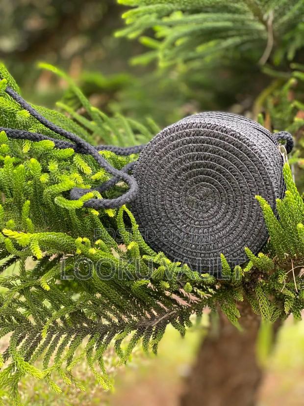 Strap/Sling/Boho/Beach Round Straw Bags - thumbnail 8