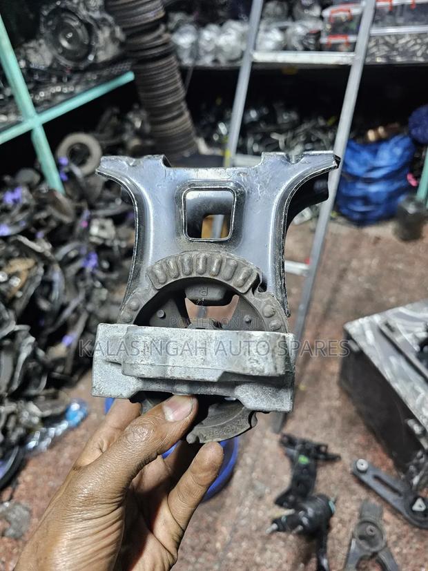 Engine Mounting Nissan Dayz - thumbnail 3