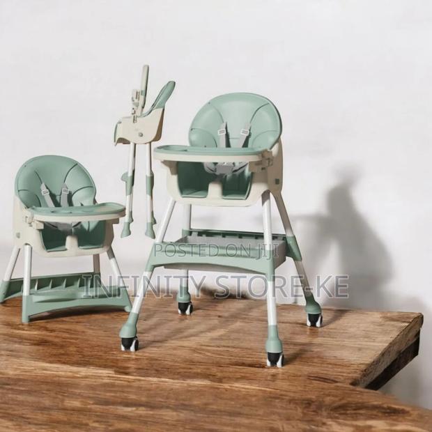 Adjustable Baby Chair With Wheels - main view