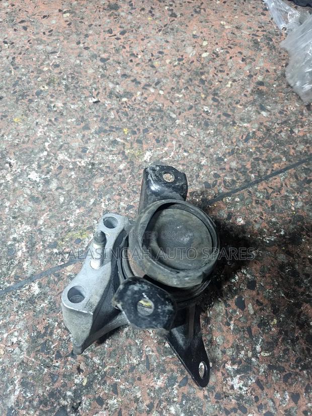 Noah Voxy 1az Engine Mounting - thumbnail 4