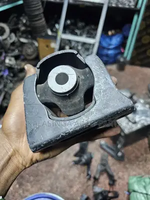 Crossmember Mounting For Premio