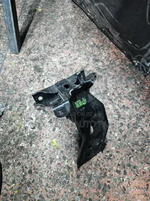 Fielder 161 Gearbox Mounting