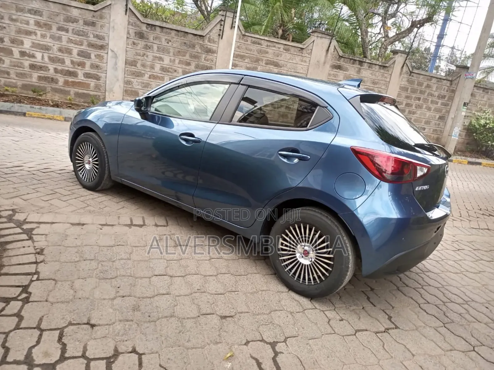 Mazda Demio 2018 Blue