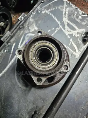 Noah Rear Hub 4wd