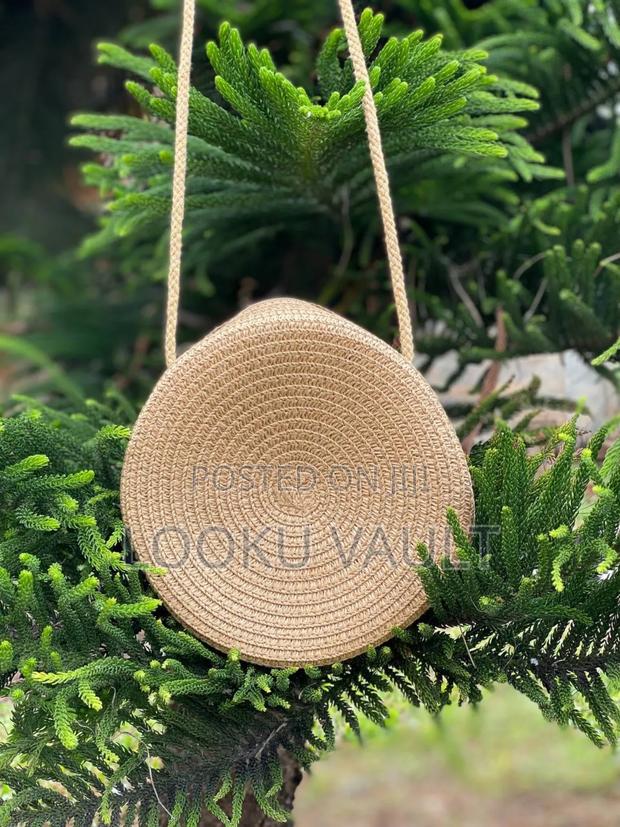 Strap/Sling/Boho/Beach Round Straw Bags - thumbnail 9