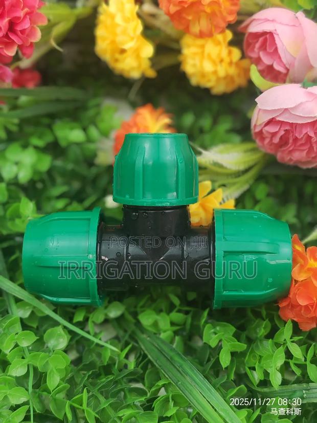 Plastic Tee Connector - main view