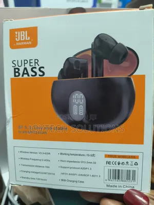 Super Bass JBL Mz-895b. With a Charging Case.