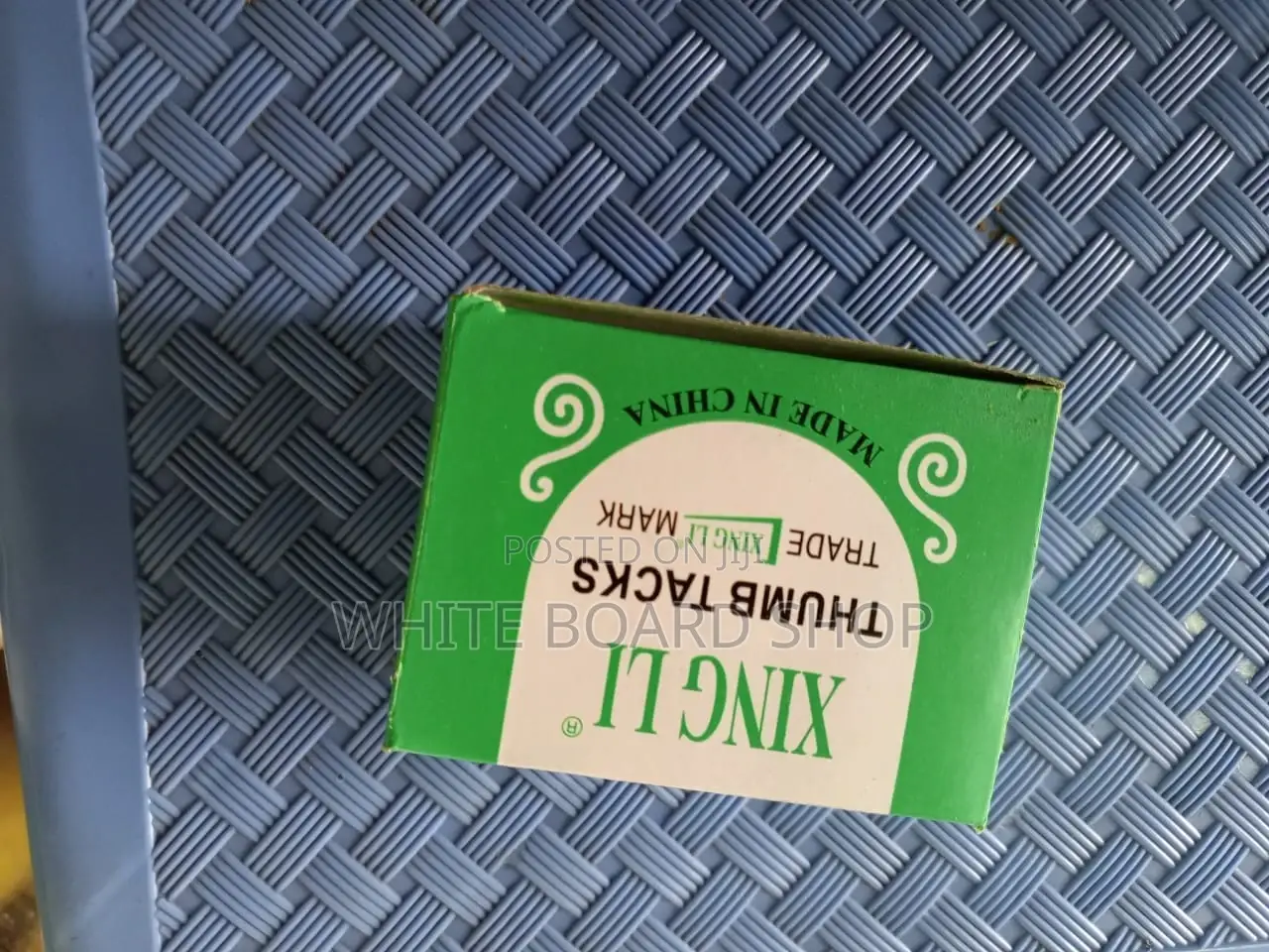 Thumb Tacks Packet