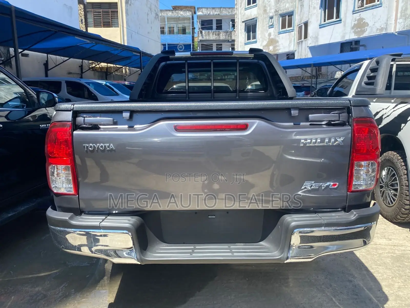 Toyota Hilux 2018 Gray