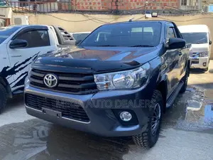 Toyota Hilux 2018 Gray