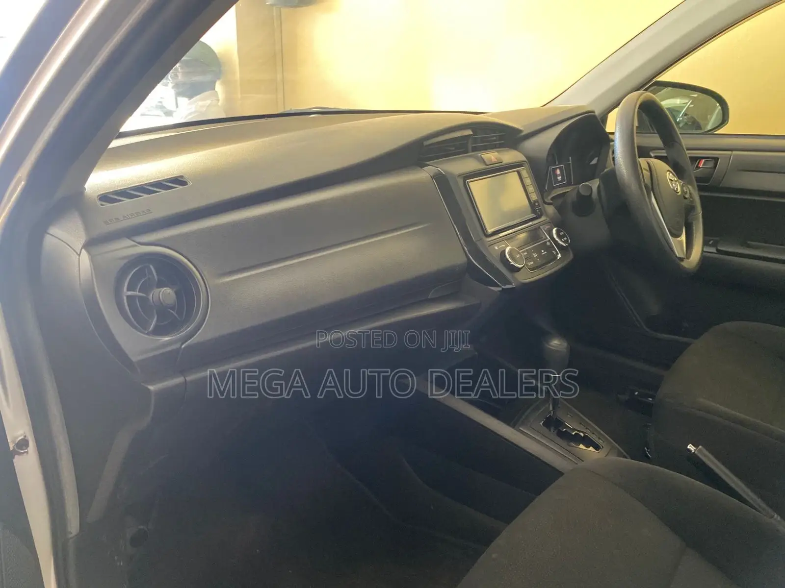 Toyota Axio 2018 Silver