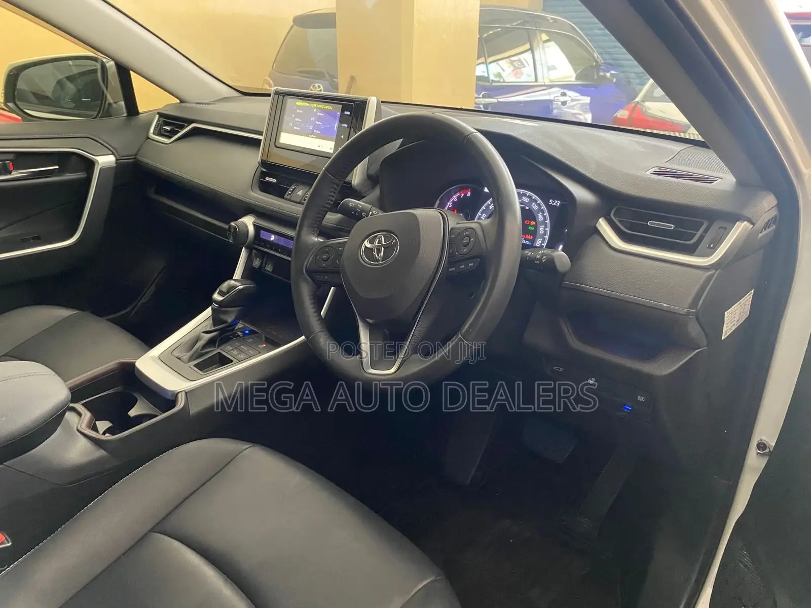 Toyota RAV4 2019 White