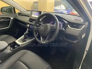 Toyota RAV4 2019 White