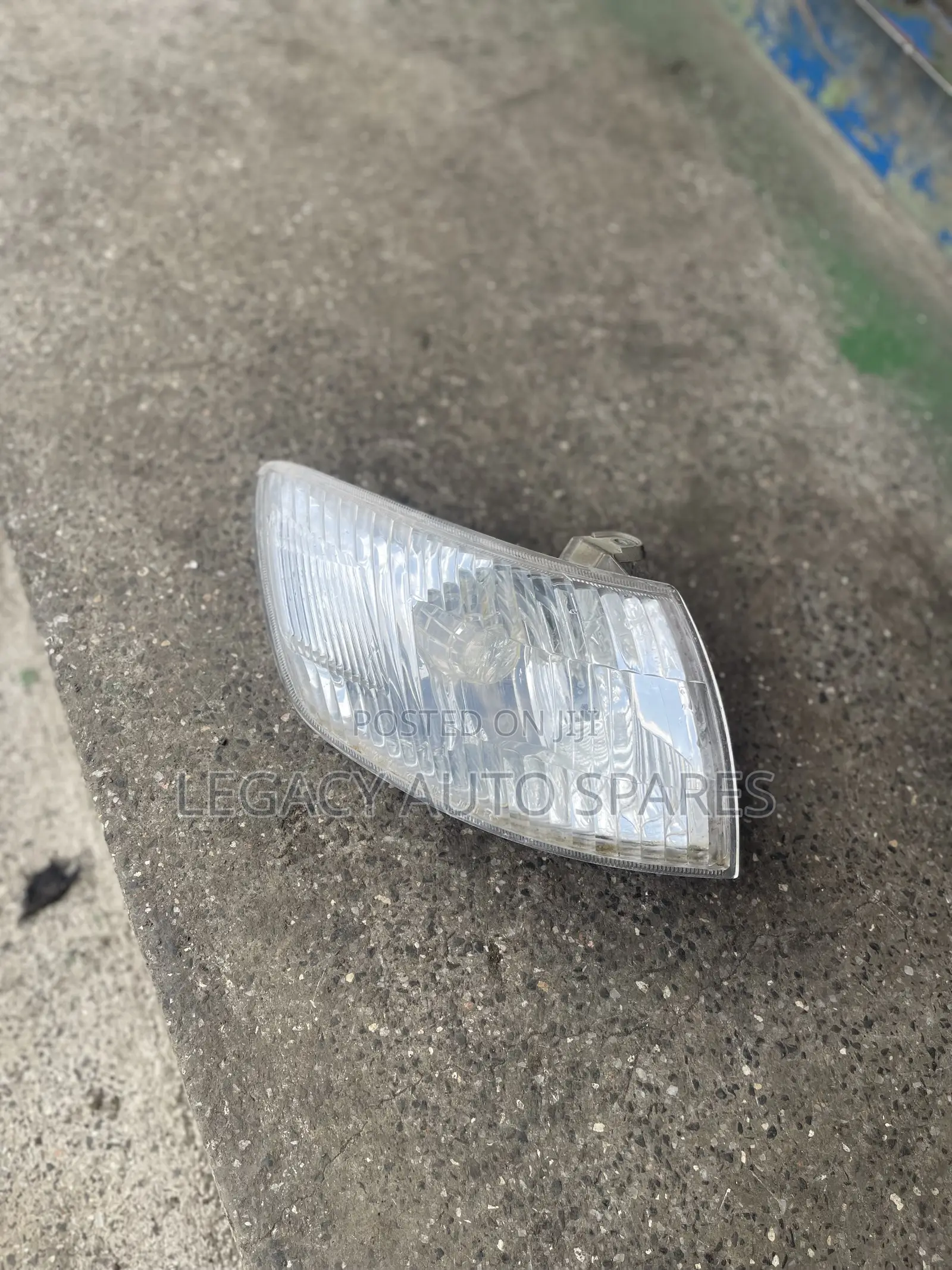 Toyota Premio Nyoka Cornerlight(Corner Lamp)