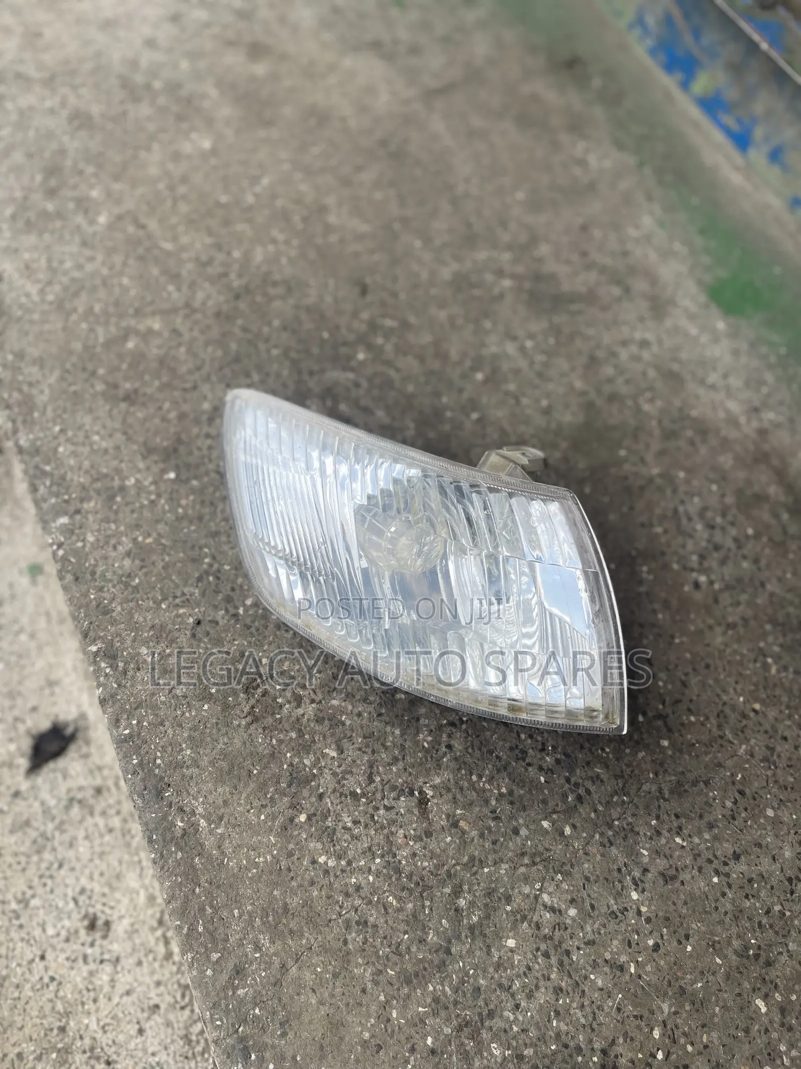 Toyota Premio Nyoka Cornerlight(Corner Lamp)