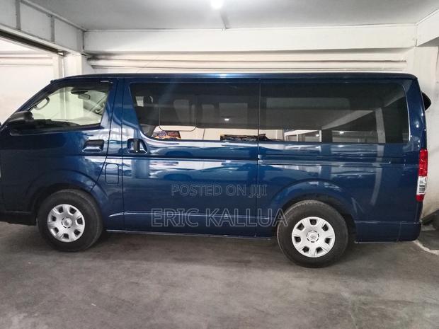 Toyota HiAce 2019 Blue - thumbnail 5