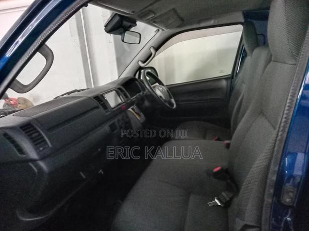 Toyota HiAce 2019 Blue - thumbnail 6