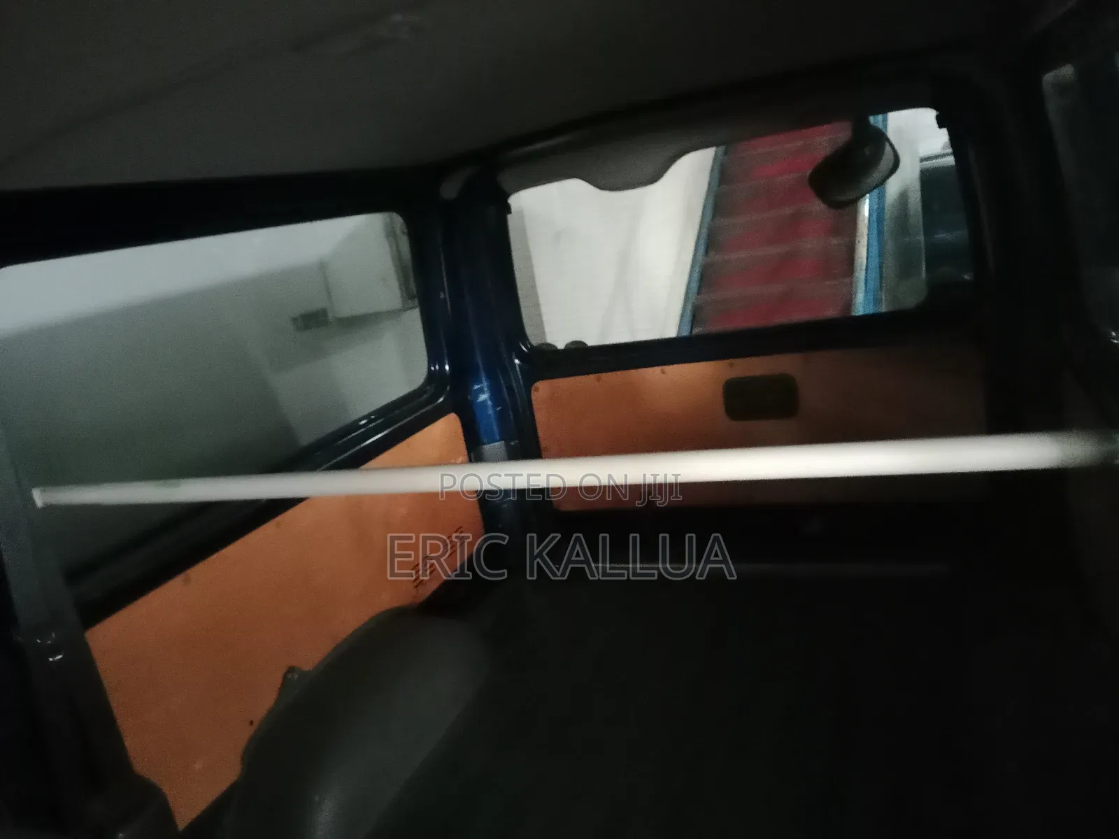 Toyota HiAce 2019 Blue