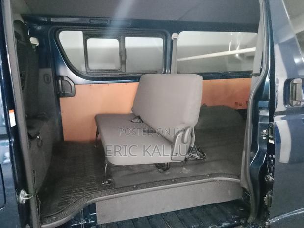Toyota HiAce 2019 Blue - thumbnail 11