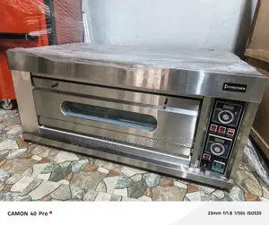 Single Deck Oven – Commercial Grade
Heavy-Duty Stainless Steel Oven