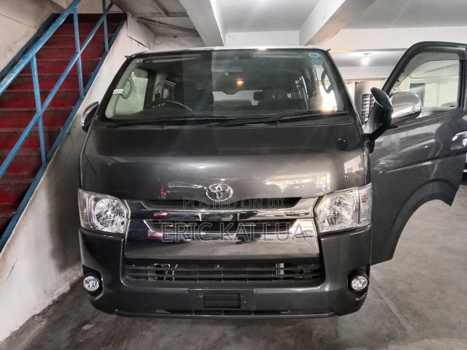 Toyota HiAce 2019 Grey