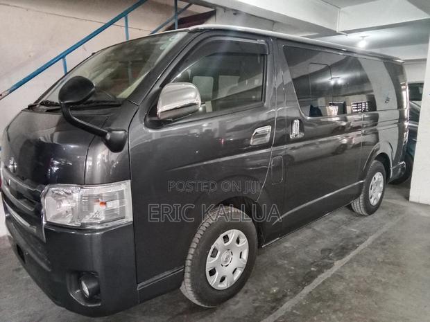 Toyota HiAce 2019 Grey - thumbnail 2