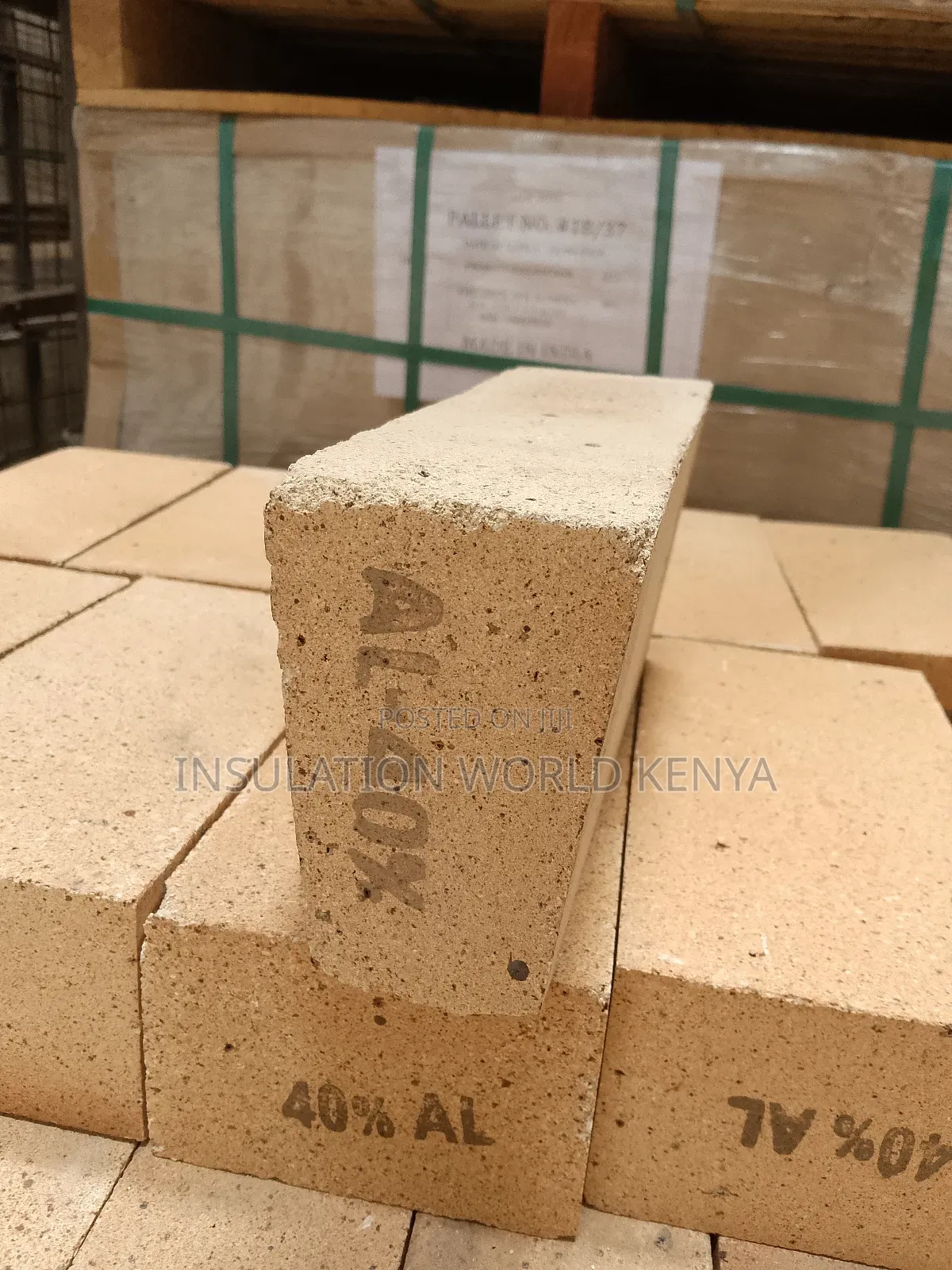 Industrial Side Arch Firebricks 40% (230mmx115mmx75/50mm)