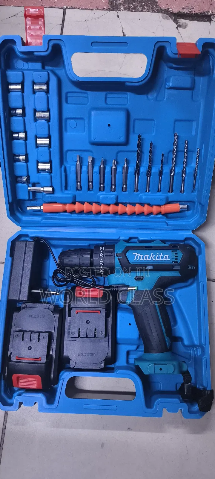 Cordless Makita 26v Drill