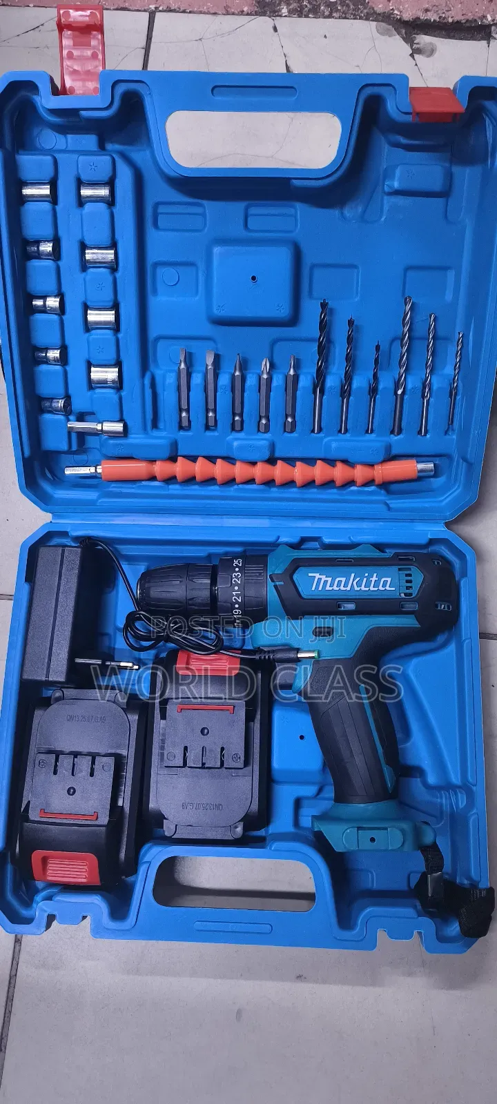 Cordless Makita 26v Drill