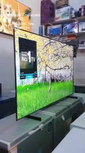 Samsung 65-Inch Du7010 Crystal Uhd Smart Tv - thumbnail 2