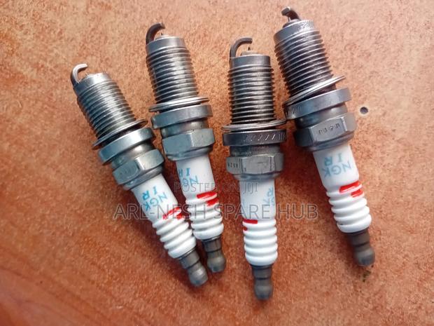 Subaru Legacy Br9 Spark Plugs - thumbnail 4