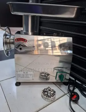 Commercial M 22 Meat Mincer With Reverse.