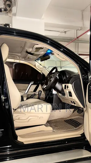 Chauffeur /Car Hire With Driver