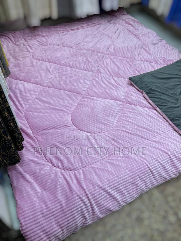Bright Warm Velvet Duvet Set Available - thumbnail 2