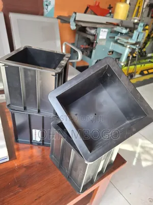 Plastic Cube Moulds
