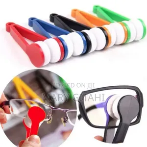 Mini Portable Glasses Cleaning Rub Eyeglass Sunglasses