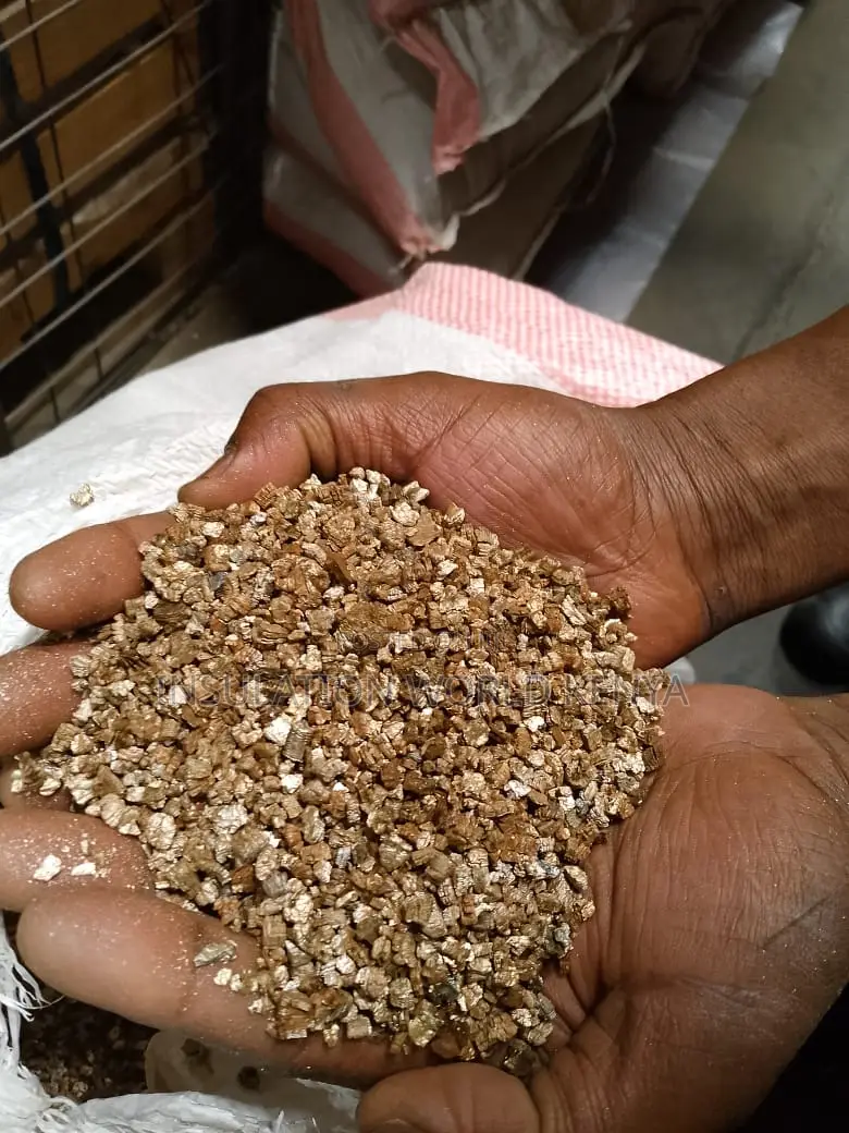 Bulk Large Grade Vermiculite – Thermal Acoustic Insulation 10kgs Bag