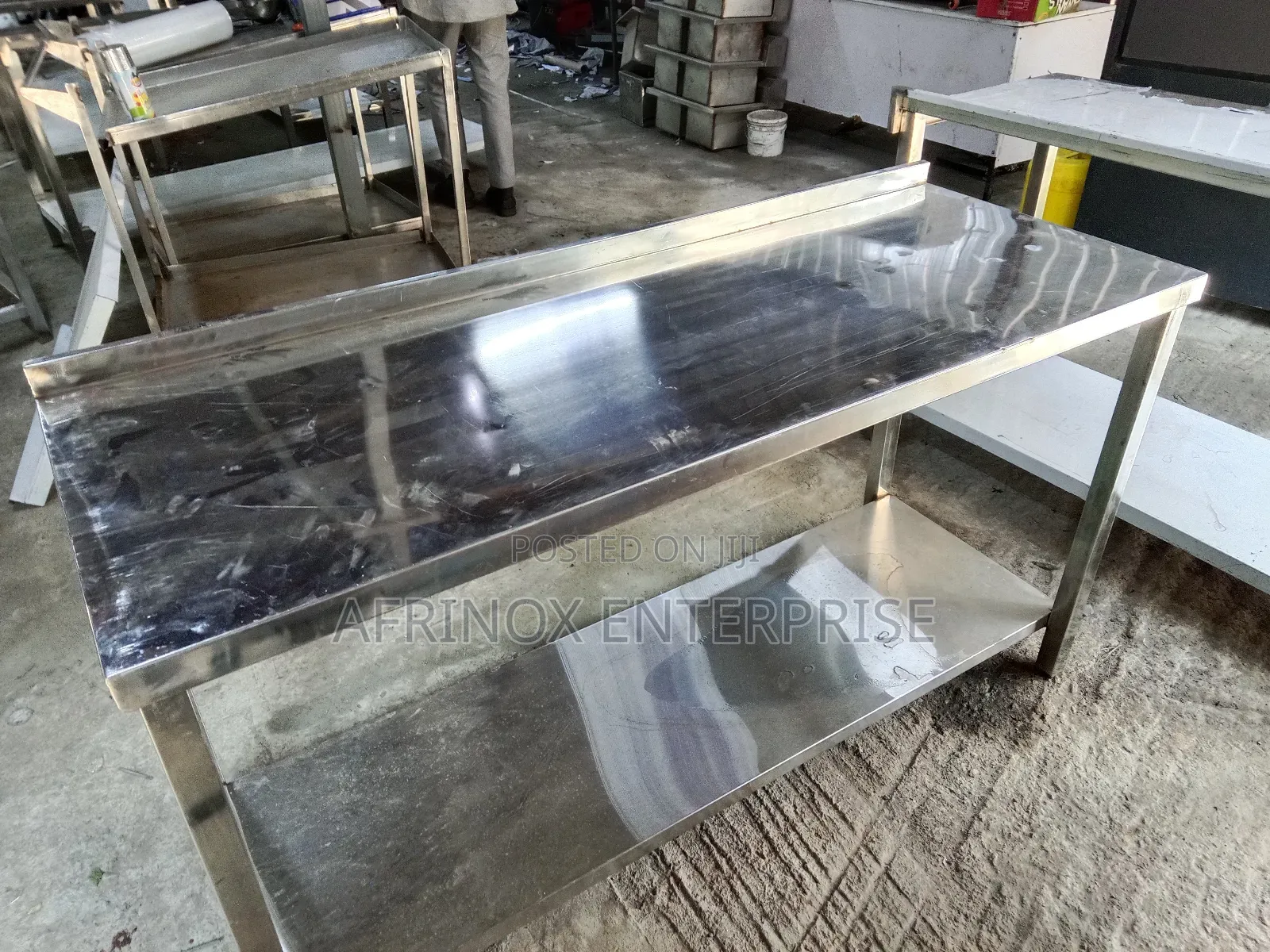 Stainless Steel Table With Undershelf
Durable 304 Stainless Steel.