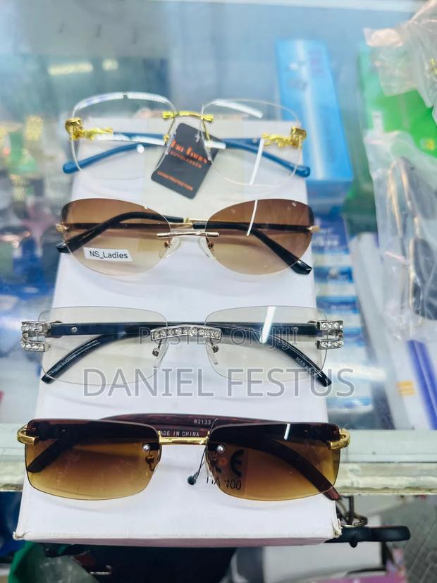 Classic Sunglasses - thumbnail 9