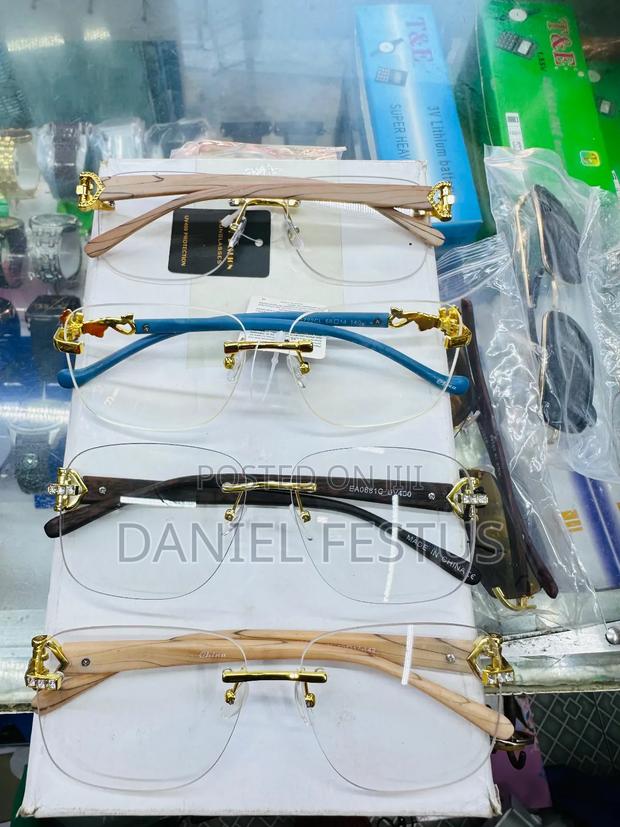 Classic Sunglasses - thumbnail 4