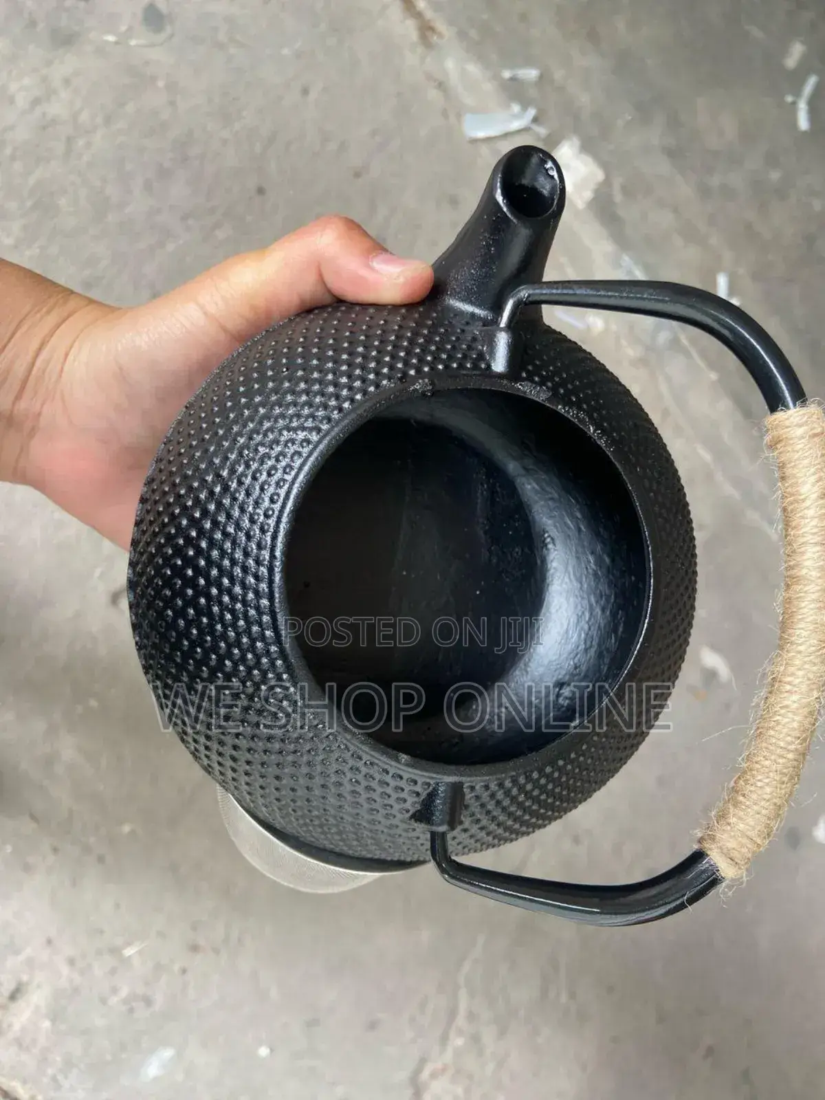 900ml Cast Iron Tea Pot