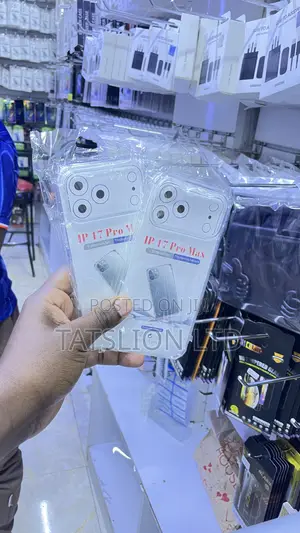 iPhone 17 Pro Max Soft Clear Cover